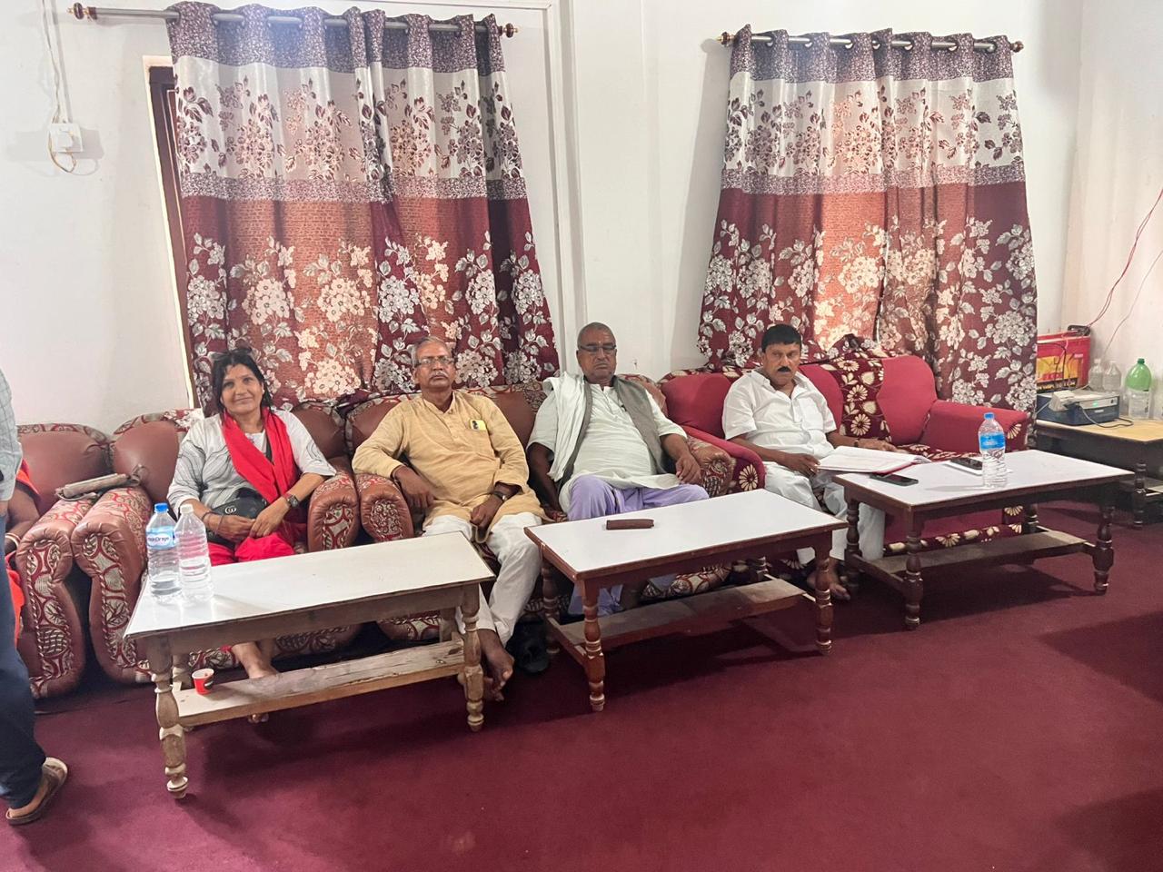 आज मिति २०८२/०२/१९ गते जि.स.स.प्रमुखज्यूको अध्यक्षतामा जिलला समन्वय समितिको बैठक बसी जिल्लास्तरीय अनुगमन तथा समन्वय कार्यविधि तर्जुमा समिति गठन